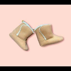 Carter’s baby winter boots
